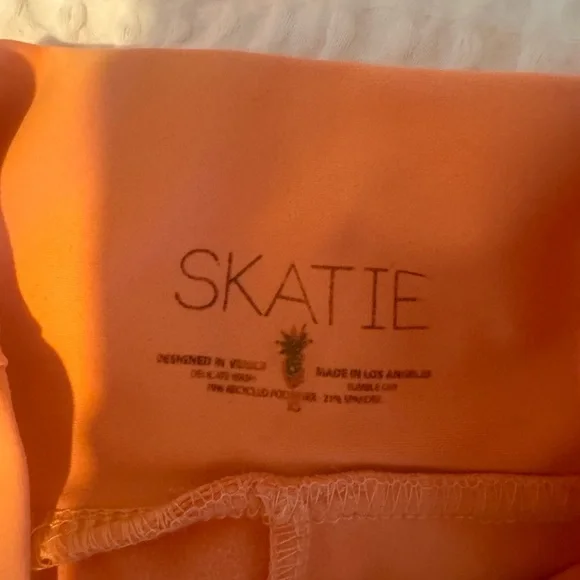 SKATIE workout set! Bright Peach color! - Picture 4 of 4